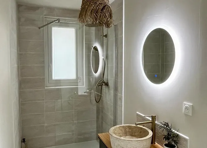 1-cinema 10 Min From Futuroscope Appartement